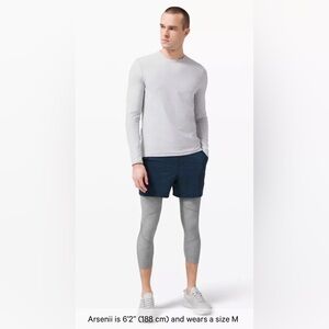 Lululemon Surge Tight 22"
DESIGNED FOR RUN Size Large